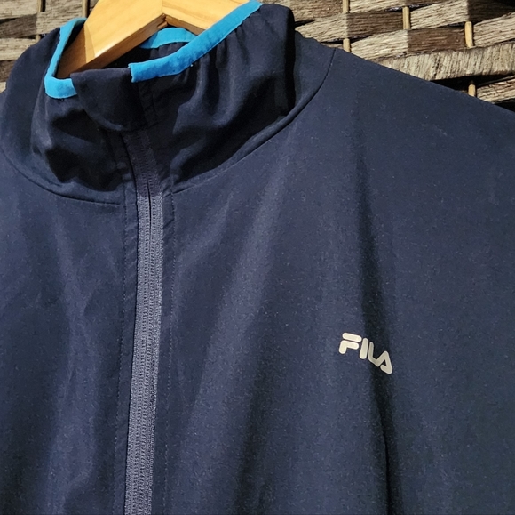 🌟2//40🌟 Fila track jacket - Picture 5 of 11
